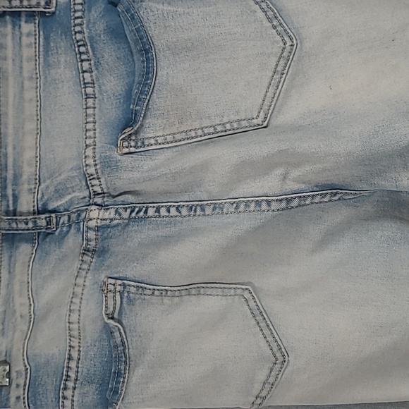 Ashley Stewart's Women's Denim 👖 - Picture 6 of 7
